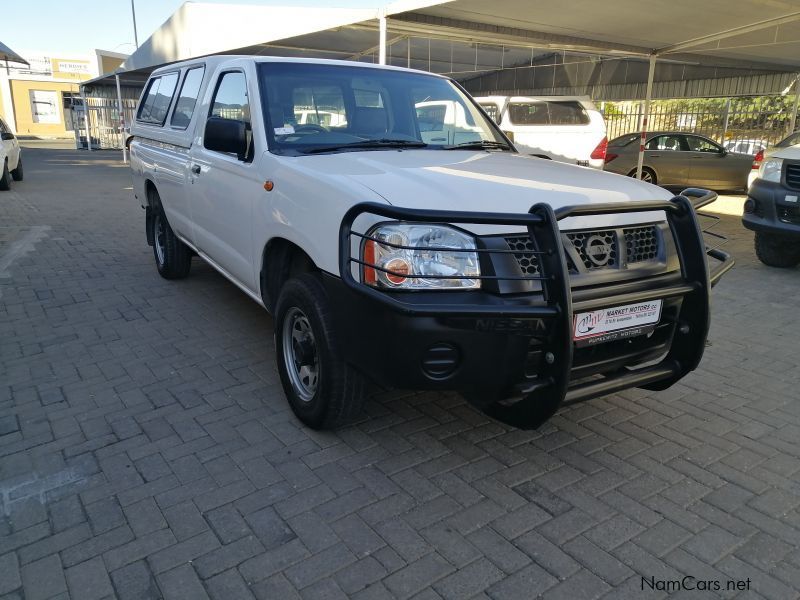 Nissan NP300 Hardbody 2.0i LWD P/U S/C in Namibia