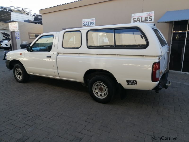 Nissan NP300 Hardbody 2.0i LWD P/U S/C in Namibia