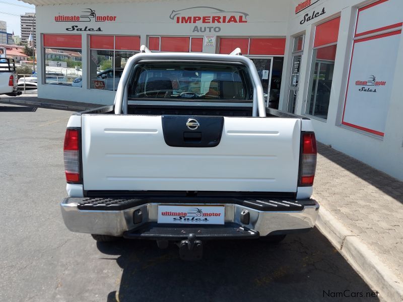 Nissan Np300 2.5 Tdi 4x4 P/u D/c in Namibia