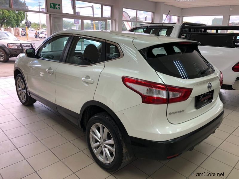 Nissan Qashqai 1.2t Visia in Namibia