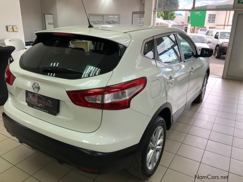 Nissan Qashqai 1.2t Visia in Namibia