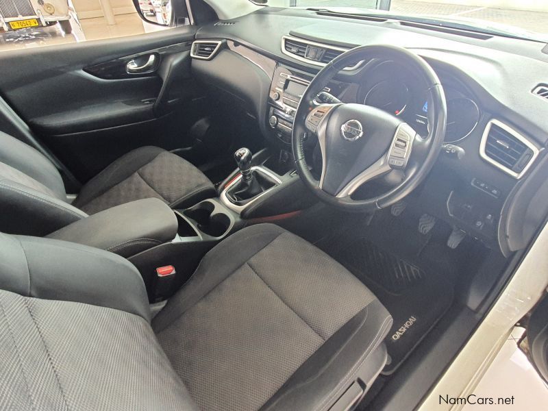 Nissan Qashqai Acenta 1.5 DCI M/T in Namibia
