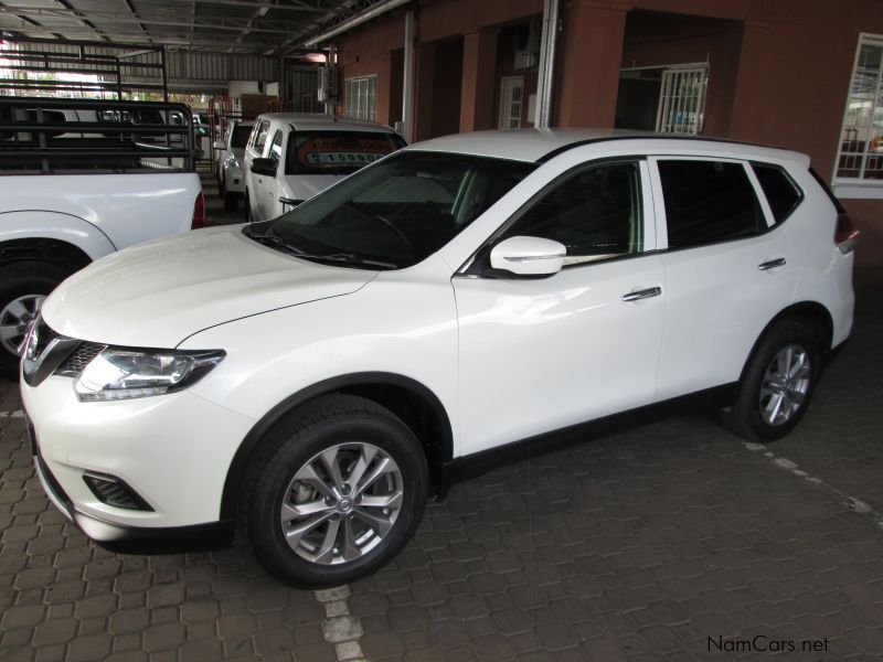 Nissan X-trail 2.0 XE in Namibia