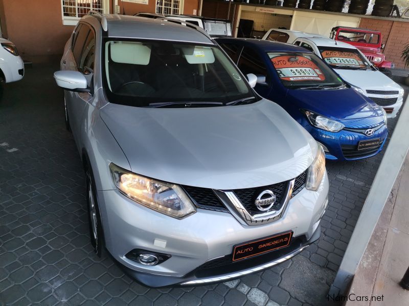 Nissan X-trail 2.5 A/T 4x4 in Namibia