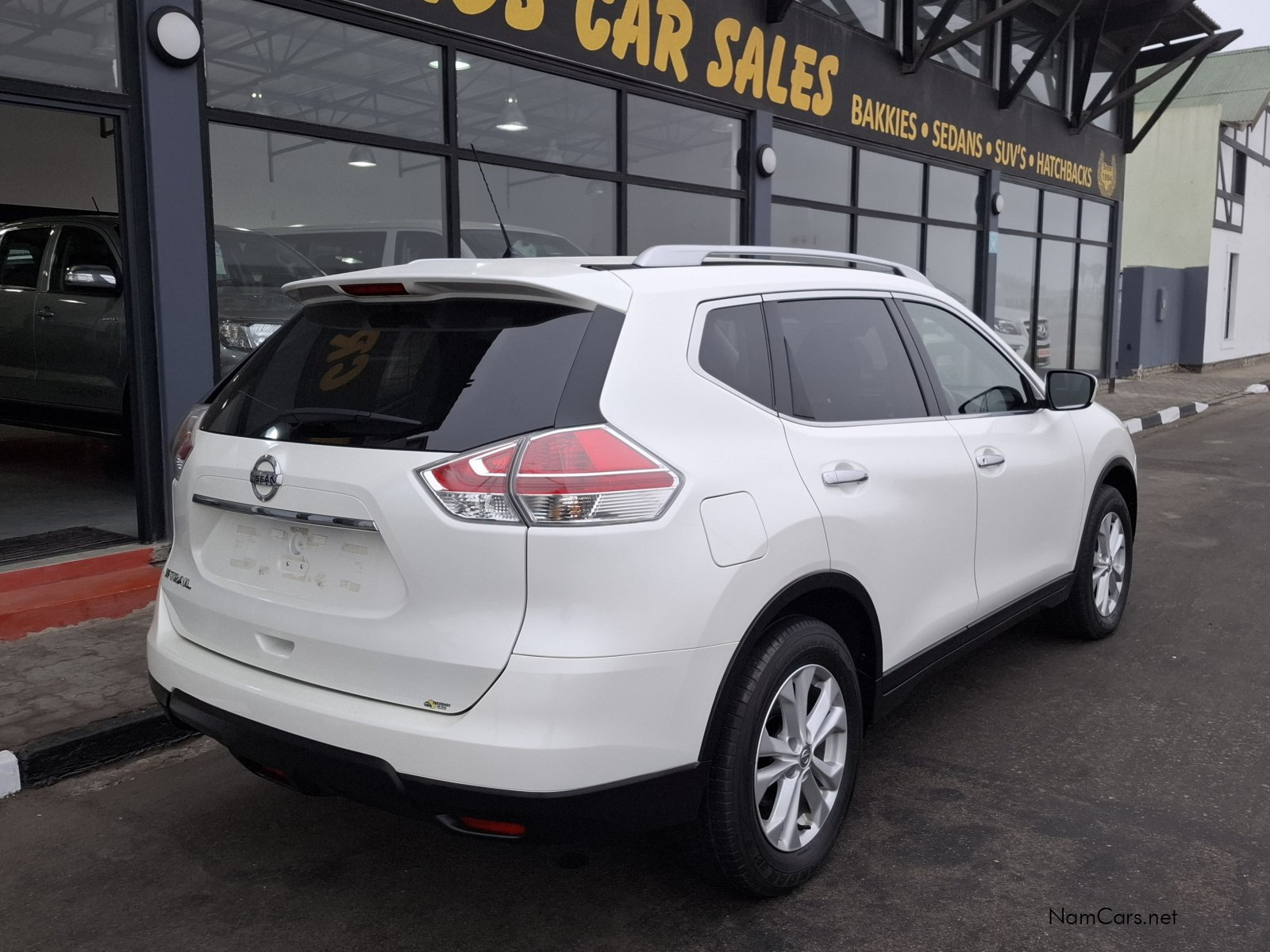 Nissan XTRAIL1.6 LE DCI 4X4 in Namibia