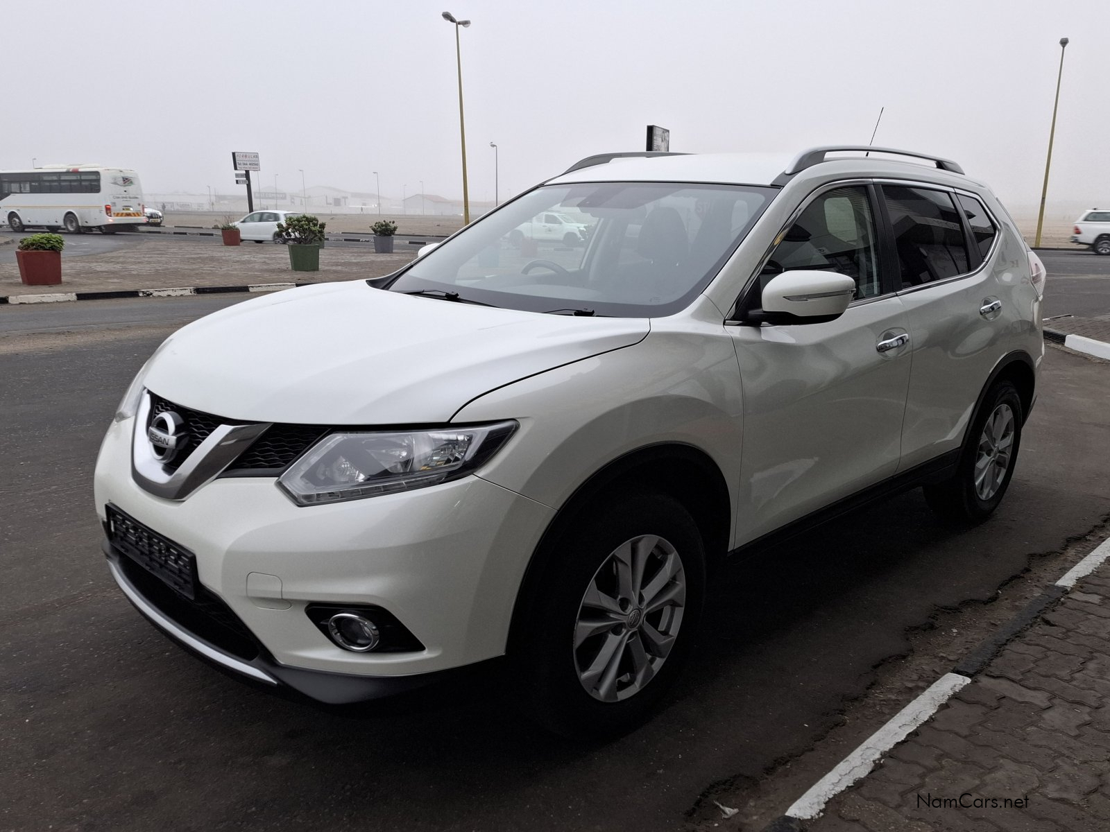 Nissan XTRAIL1.6 LE DCI 4X4 in Namibia