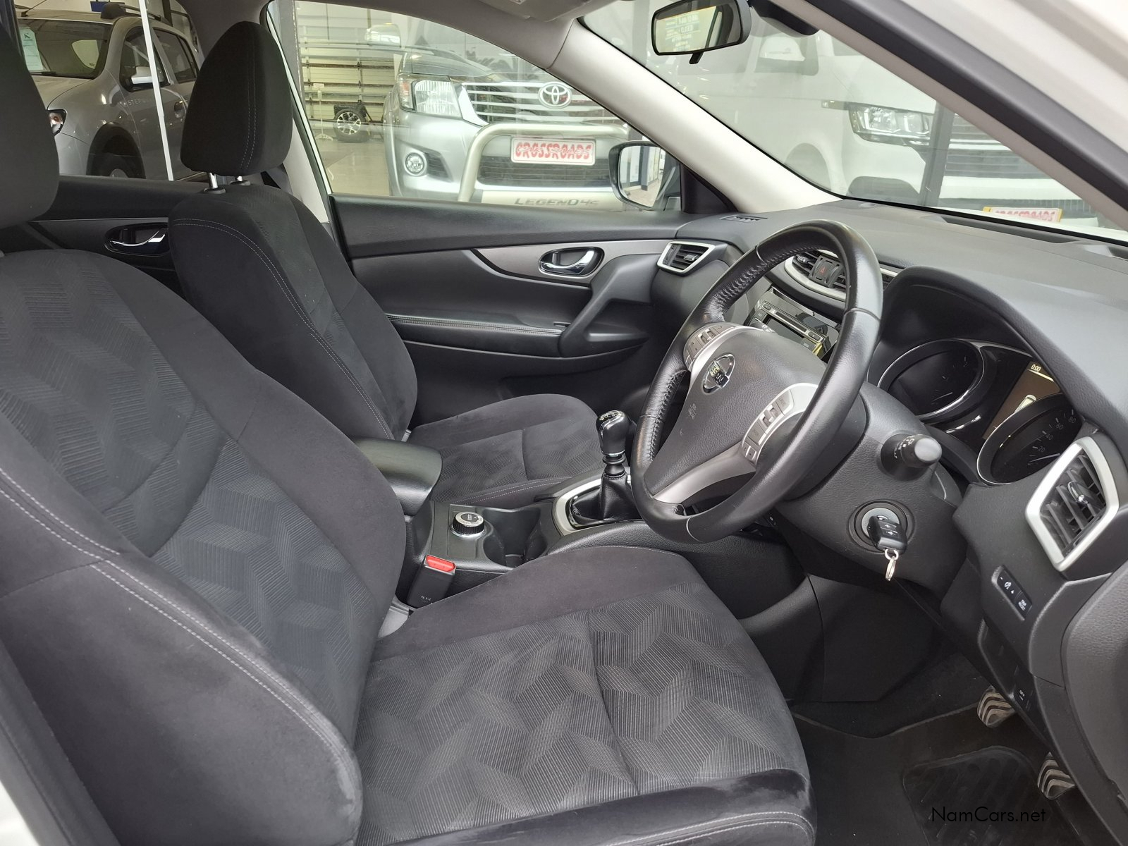 Nissan XTRAIL1.6 LE DCI 4X4 in Namibia