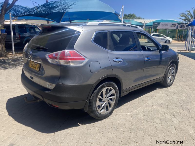 Nissan Xtrail 2.5 SE 4x4 auto in Namibia