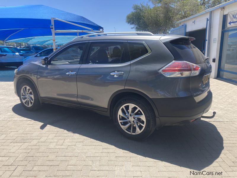 Nissan Xtrail 2.5 SE 4x4 auto in Namibia