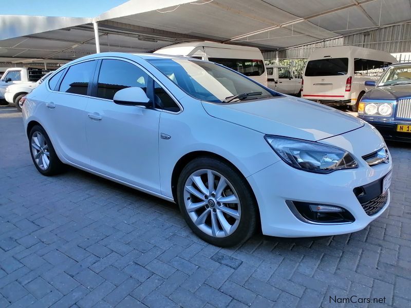 Opel Astra 1.6T Cosmo in Namibia