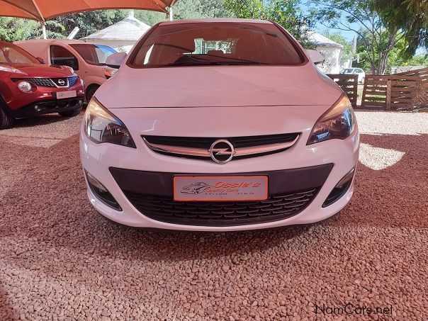 Opel Astra 1.6i Essentia in Namibia