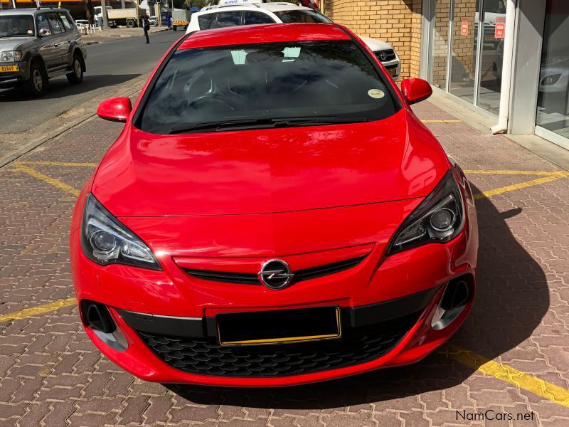 Opel Astra 2.0 OPC in Namibia