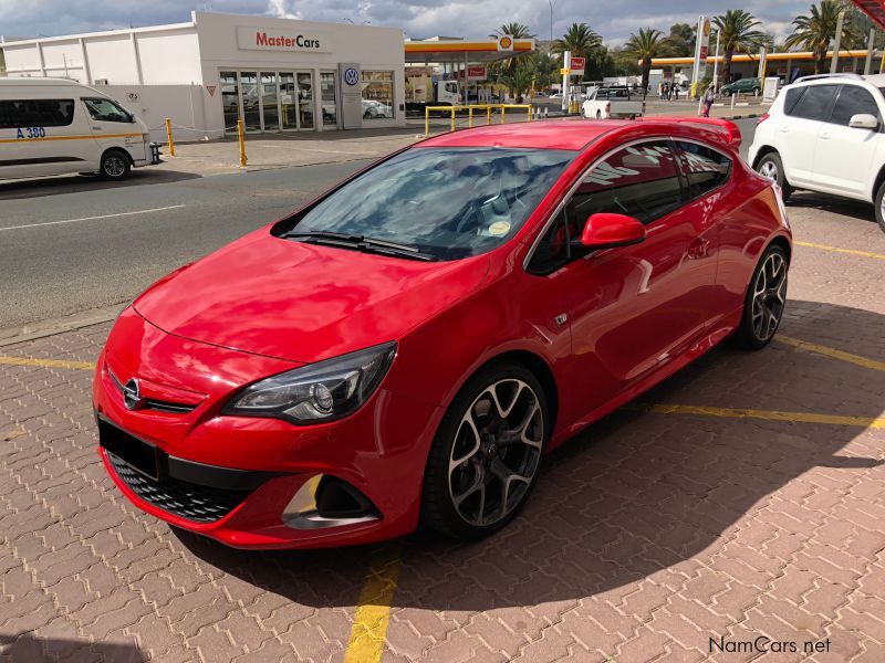 Opel Astra 2.0 OPC in Namibia