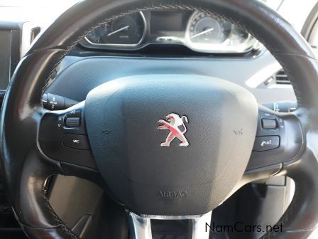 Peugeot 2008 1.6 VTi Cross Over in Namibia