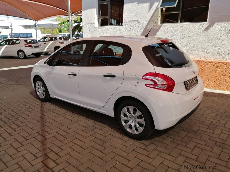 Peugeot 208 1.2VTi Access in Namibia