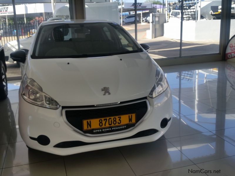 Peugeot 208 1.2i Hatch in Namibia