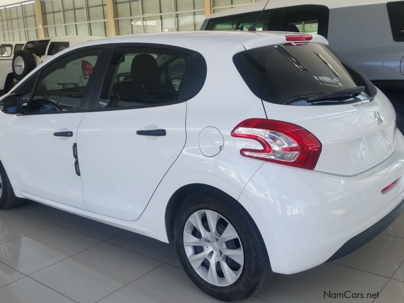 Peugeot 208 1.2i Hatch in Namibia