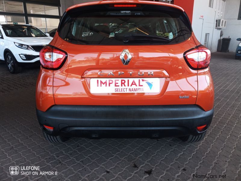 Renault Captur 900cc Expression (66Kw) in Namibia