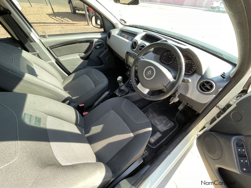 Renault DUSTER 1.5 DCI 4X4 in Namibia