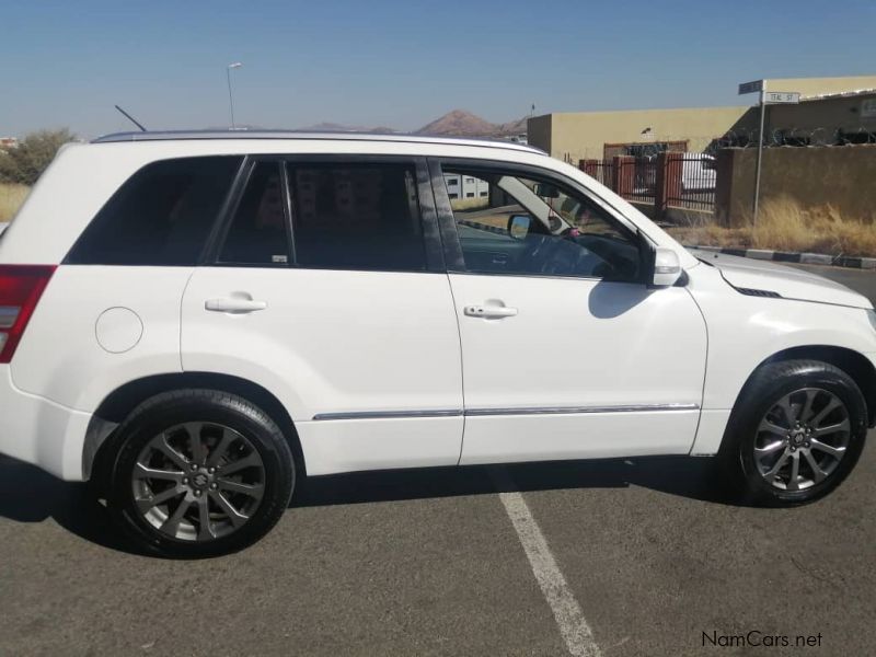 Suzuki GRAND VITARA SUMMIT 2.4i 4x4 in Namibia