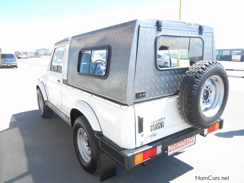 Suzuki Gypsy 4x4 in Namibia