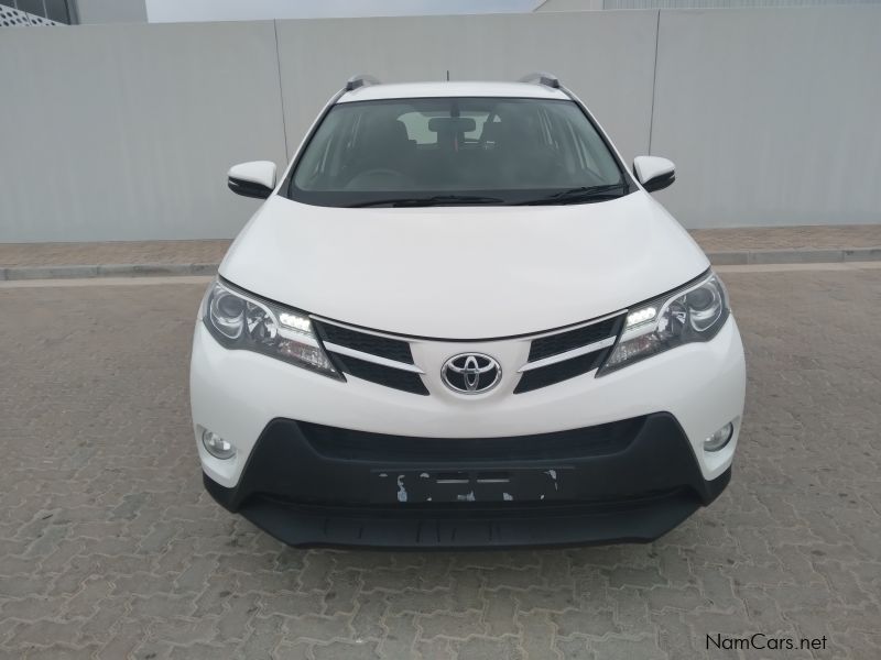 Toyota 2.0 RAV 4 AT in Namibia