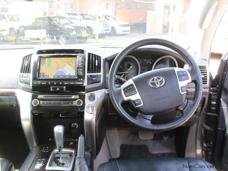 Toyota 200 Series 4.5 D4D in Namibia