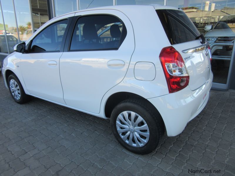 Toyota Etios 1.5 Xs/sprint 5dr in Namibia