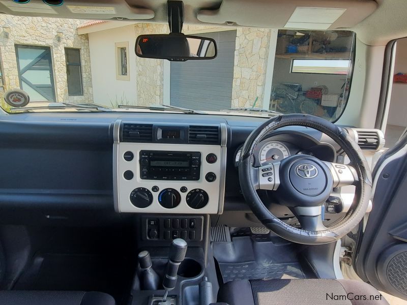 Toyota FJ Cruiser 4.0 v6 4x4 in Namibia