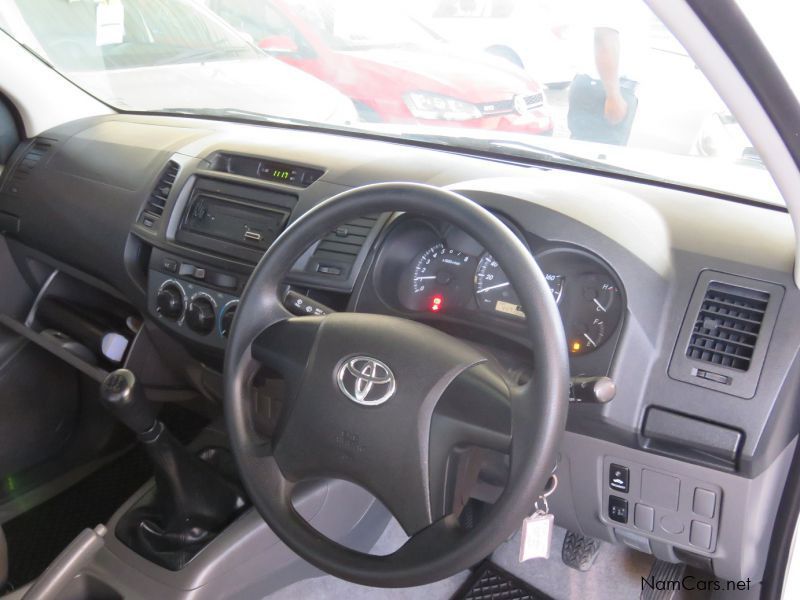 Toyota HILUX 2000 S VVTi in Namibia