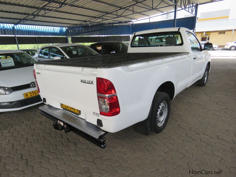 Toyota HILUX 2000 VVTI A/CON in Namibia