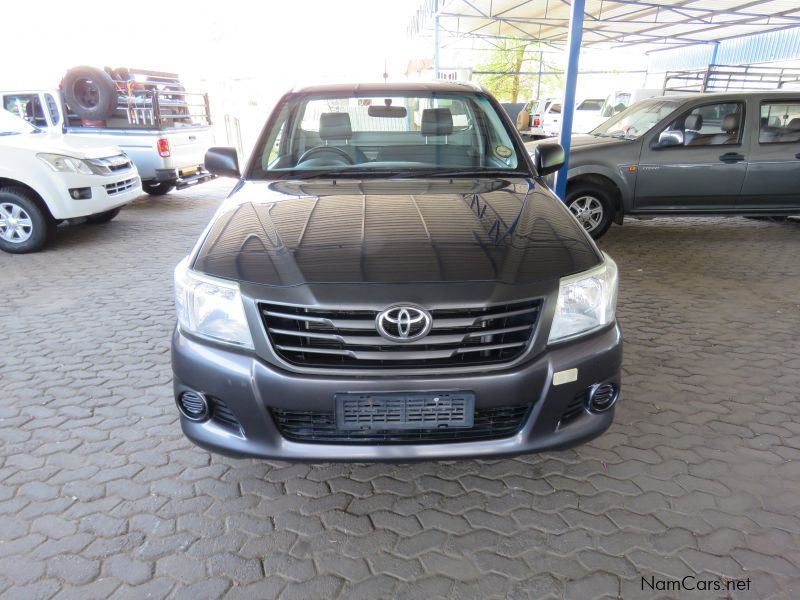 Toyota HILUX 2000 VVTI A/CON in Namibia