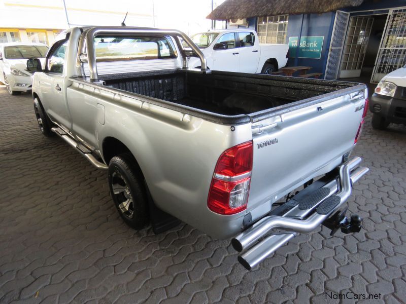 Toyota HILUX 2000 VVTI S A/CON in Namibia