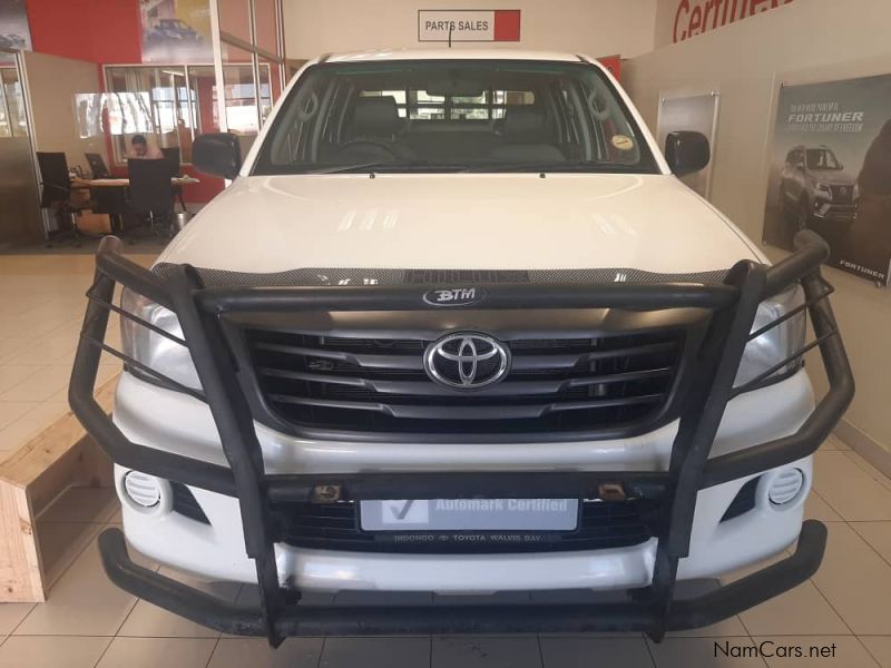 Toyota HILUX SRX 2.5 4X4 D/C in Namibia