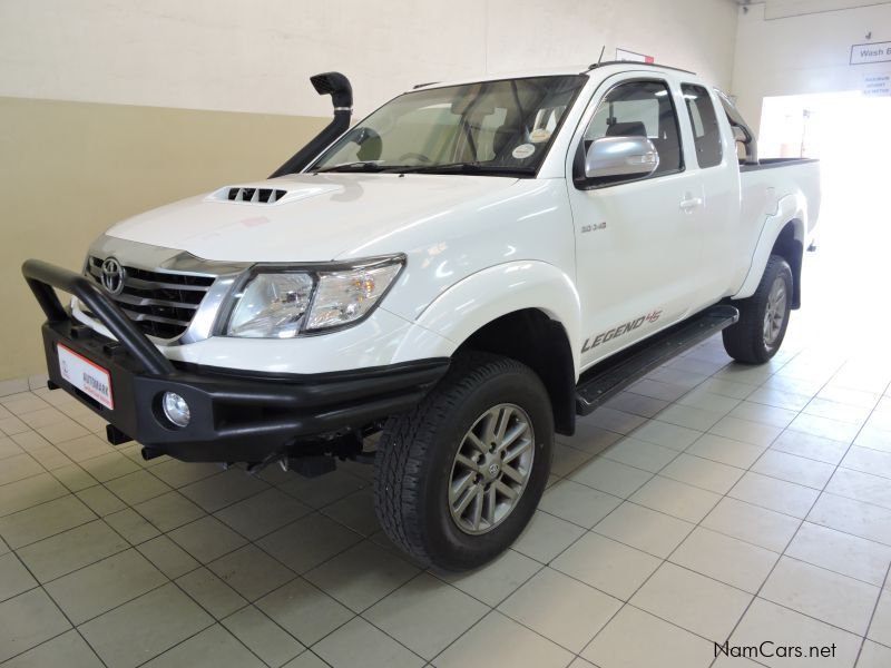 Toyota HILUX XC 3.0 D-4D 4X4 LG45 in Namibia