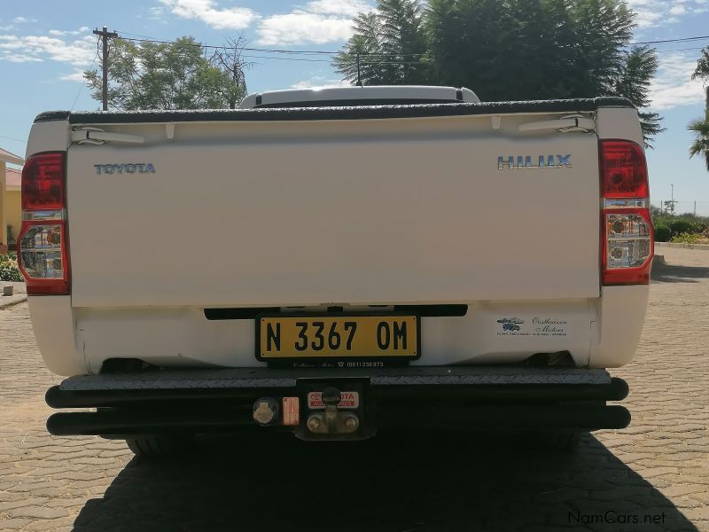 Toyota Hilux 2.0 VVTI in Namibia