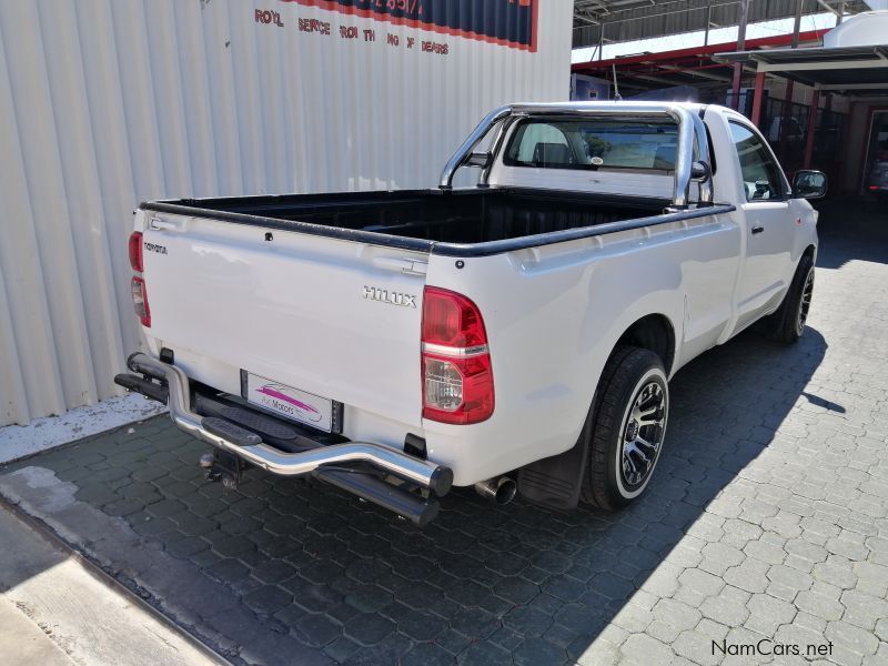 Toyota Hilux 2.0 VVTi SC in Namibia