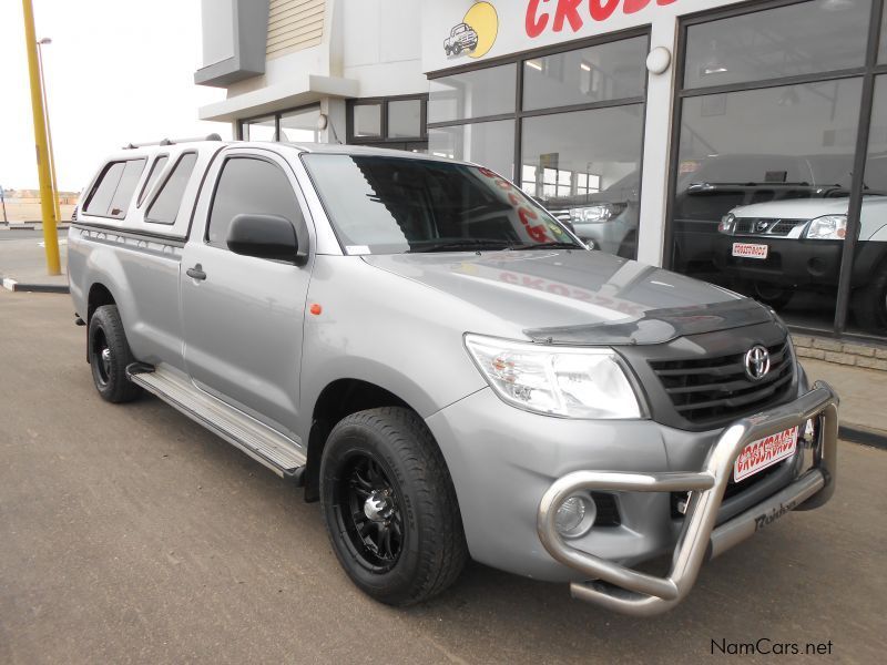 Toyota Hilux 2.0 vvti +ac in Namibia