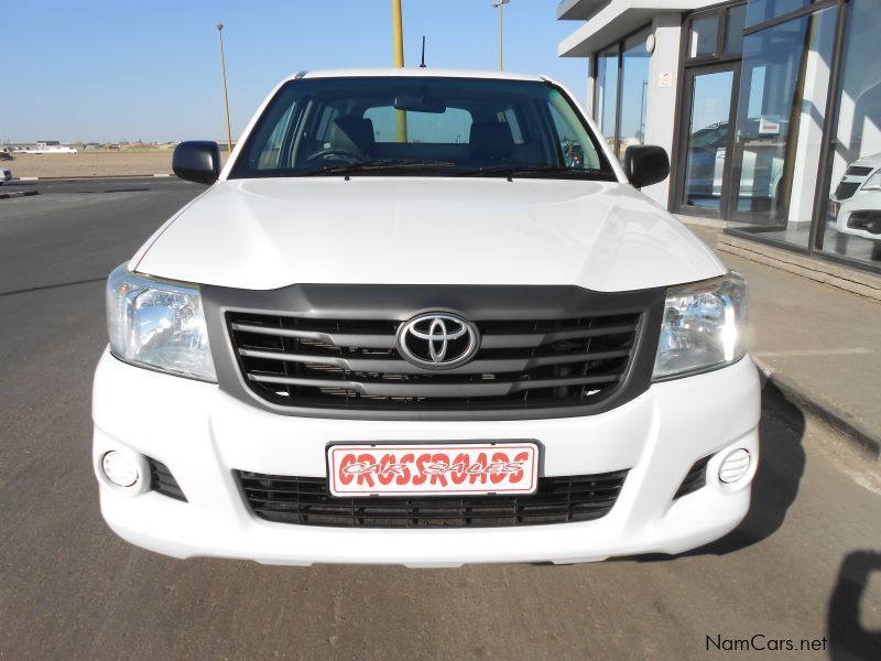 Toyota Hilux 2.0 vvti +ac in Namibia