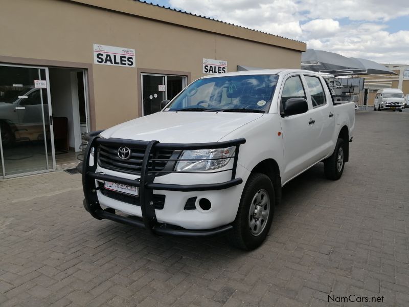Toyota Hilux 2.5 D4-D D/C 4X4  SRX V27 in Namibia