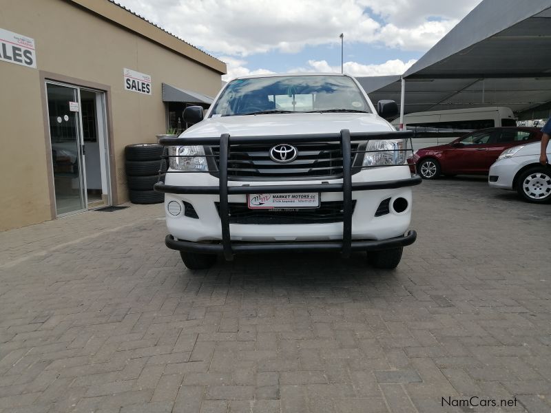 Toyota Hilux 2.5 D4-D D/C 4X4  SRX V27 in Namibia