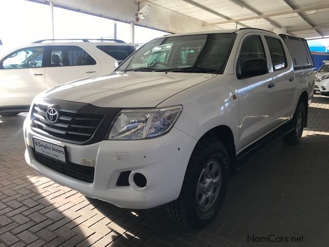 Toyota Hilux 2.5 D4D 4x4 SRX in Namibia