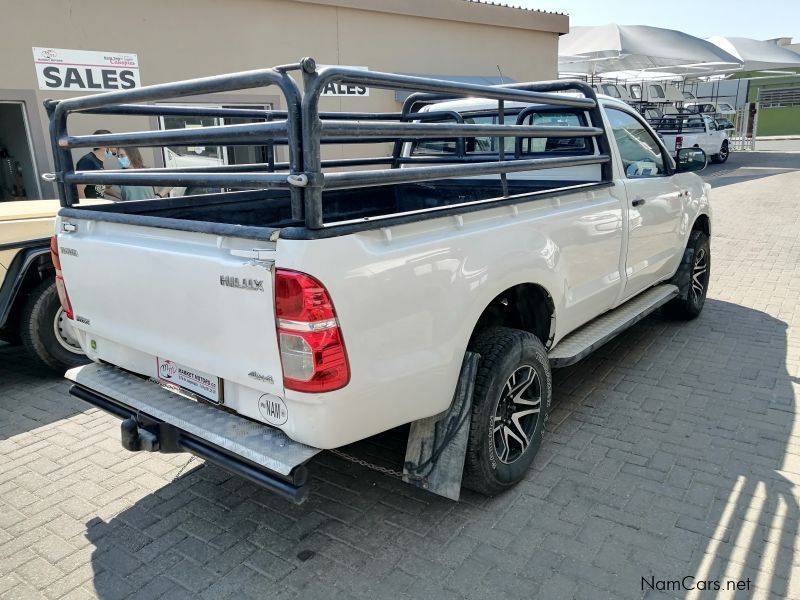 Toyota Hilux 2.5 D4D SRX 4x4 in Namibia