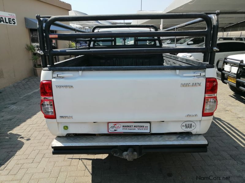 Toyota Hilux 2.5 D4D SRX 4x4 in Namibia