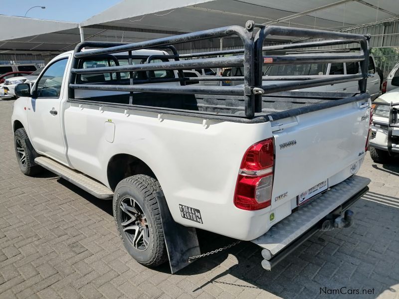 Toyota Hilux 2.5 D4D SRX 4x4 in Namibia