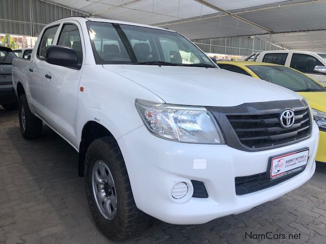 Toyota Hilux 2.5 D4D SRX 4x4 D/C manual in Namibia