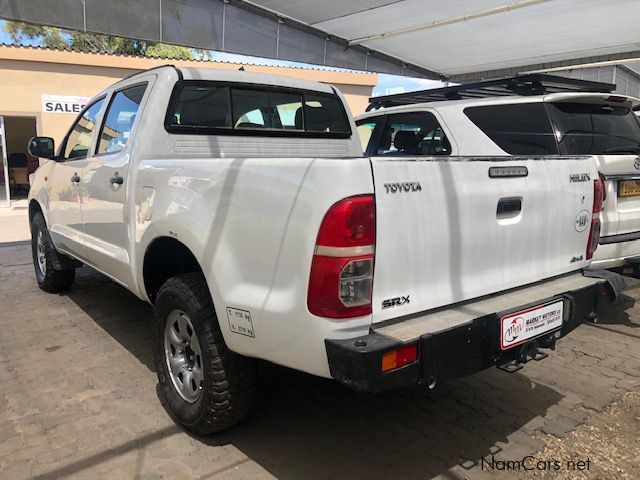 Toyota Hilux 2.5 D4D SRX 4x4 D/C manual in Namibia