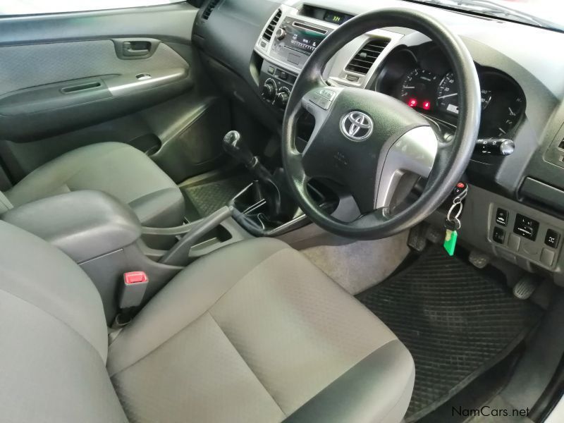 Toyota Hilux 2.5 SRX 4x4 D/Cab in Namibia