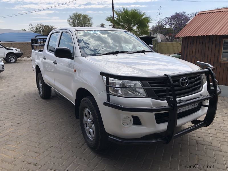 Toyota Hilux 2.5 SRX 4x4 Man in Namibia