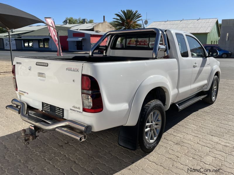 Toyota Hilux 3.0 D-4D P/U E/C M/T 4X4 LEGEND 45 in Namibia